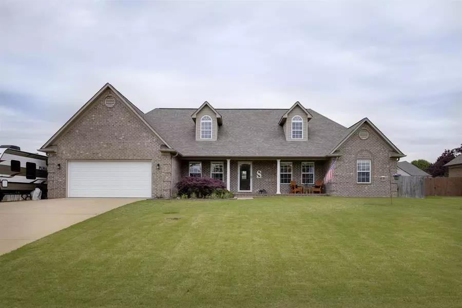 325 HUMMINGBIRD LOOP, Atoka, TN 38004