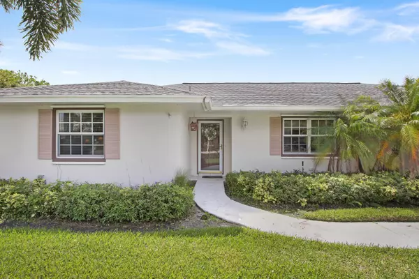 Tequesta, FL 33469,9532 SE S Little Club WAY