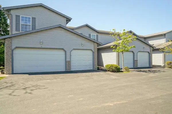 902 N Thompson Dr #5, Madison, WI 53704