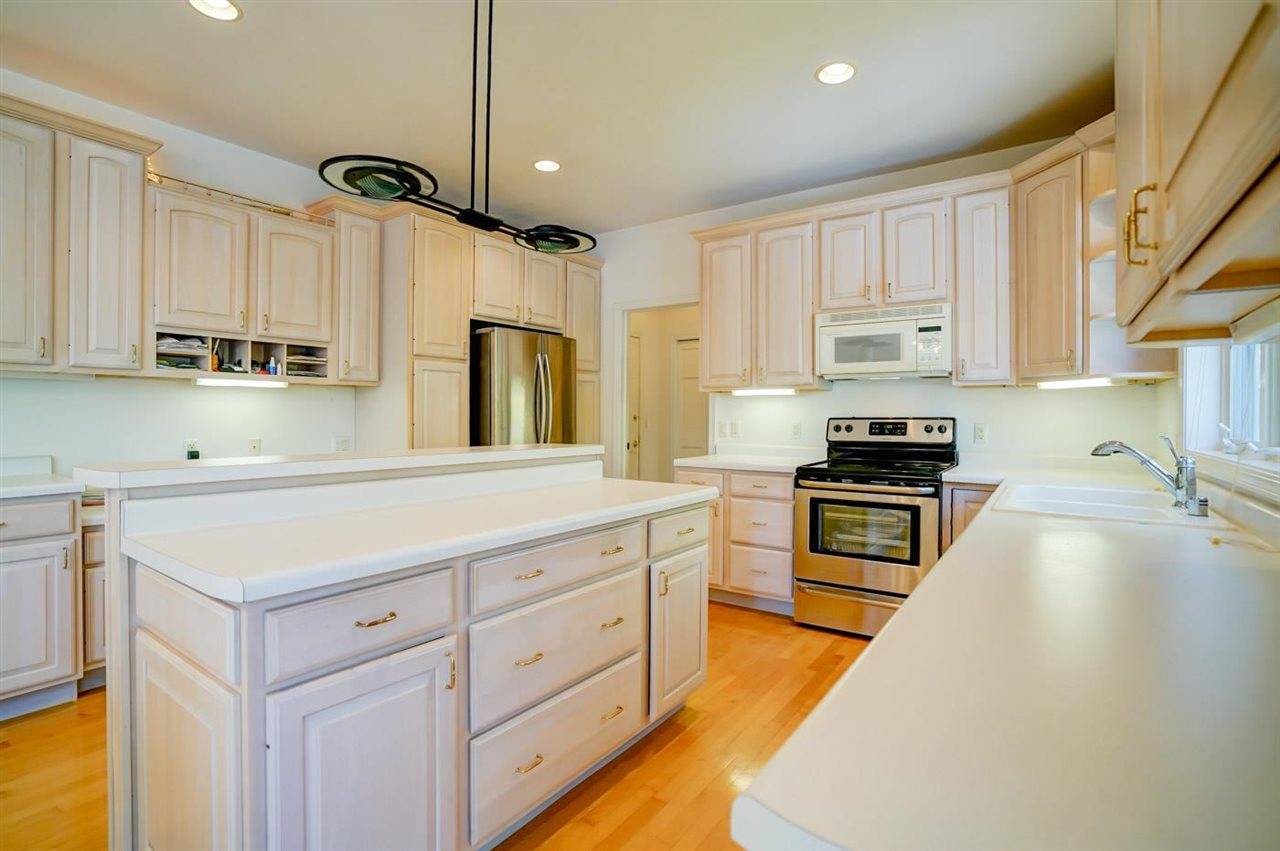 Madison, WI 53711-1009,3040 Edenberry St