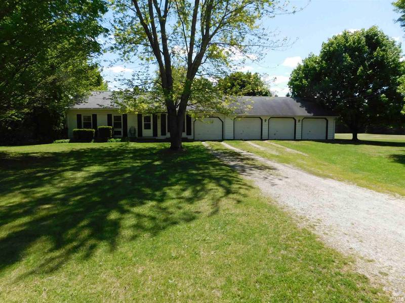 8895 E 500 North, North Webster, IN 46555