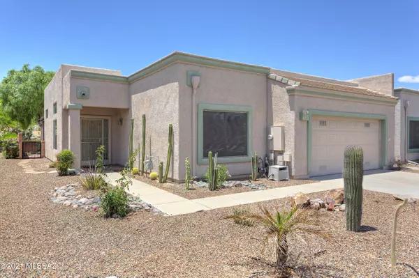 2400 S Cliff Drive, Green Valley, AZ 85614