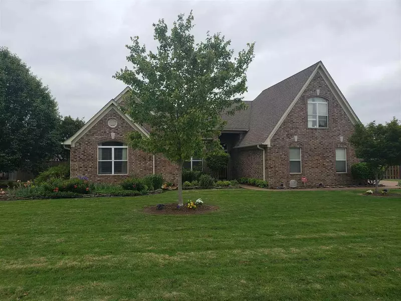 455 LEWIS FAIRWAY CIR, Oakland, TN 38060