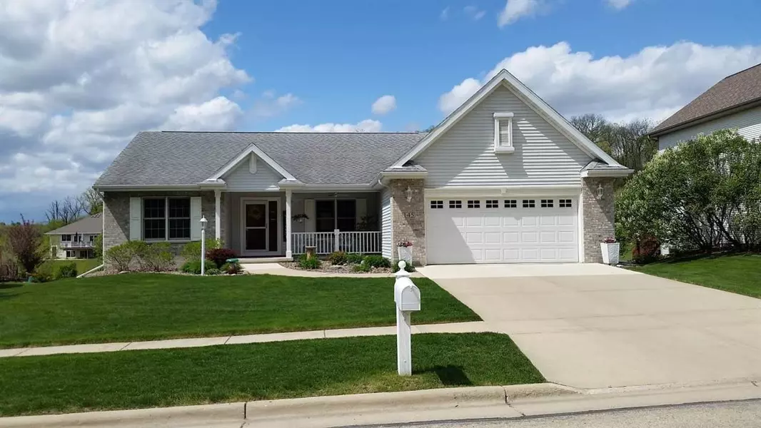 145 Valle Tell Dr, New Glarus, WI 53574