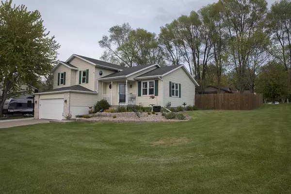 Deerfield, WI 53531,322 Kleine St