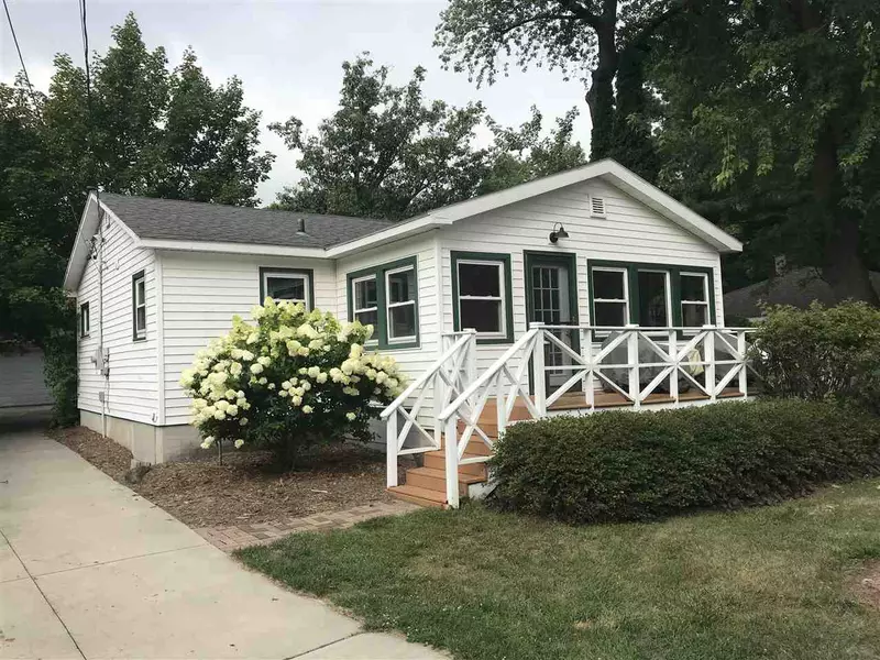 N4211 S Lakeshore Dr, Princeton, WI 54968