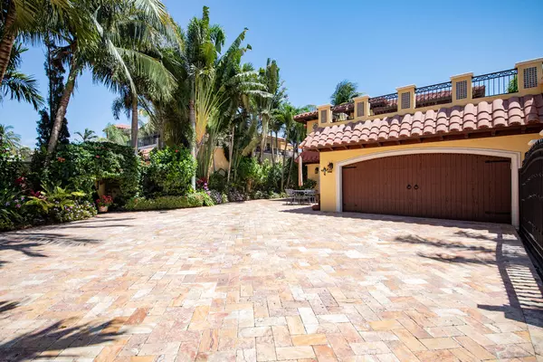 Delray Beach, FL 33483,548 Commodore CIR