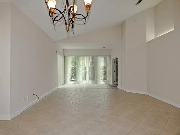 Jensen Beach, FL 34957,3373 NE Aviary PL