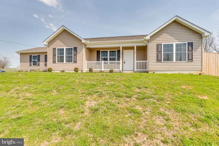 16 HANNAH LN, Bunker Hill, WV 25413