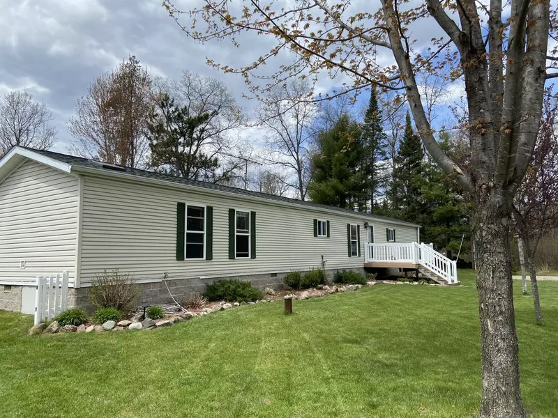 N10075 Hilltop Ln, Stephenson, WI 54114