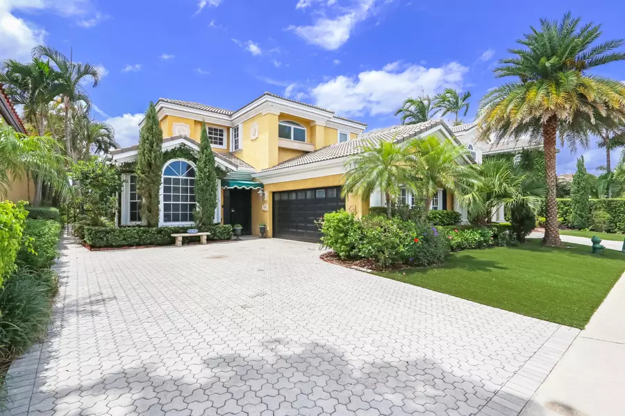 2065 Regents BLVD, West Palm Beach, FL 33409