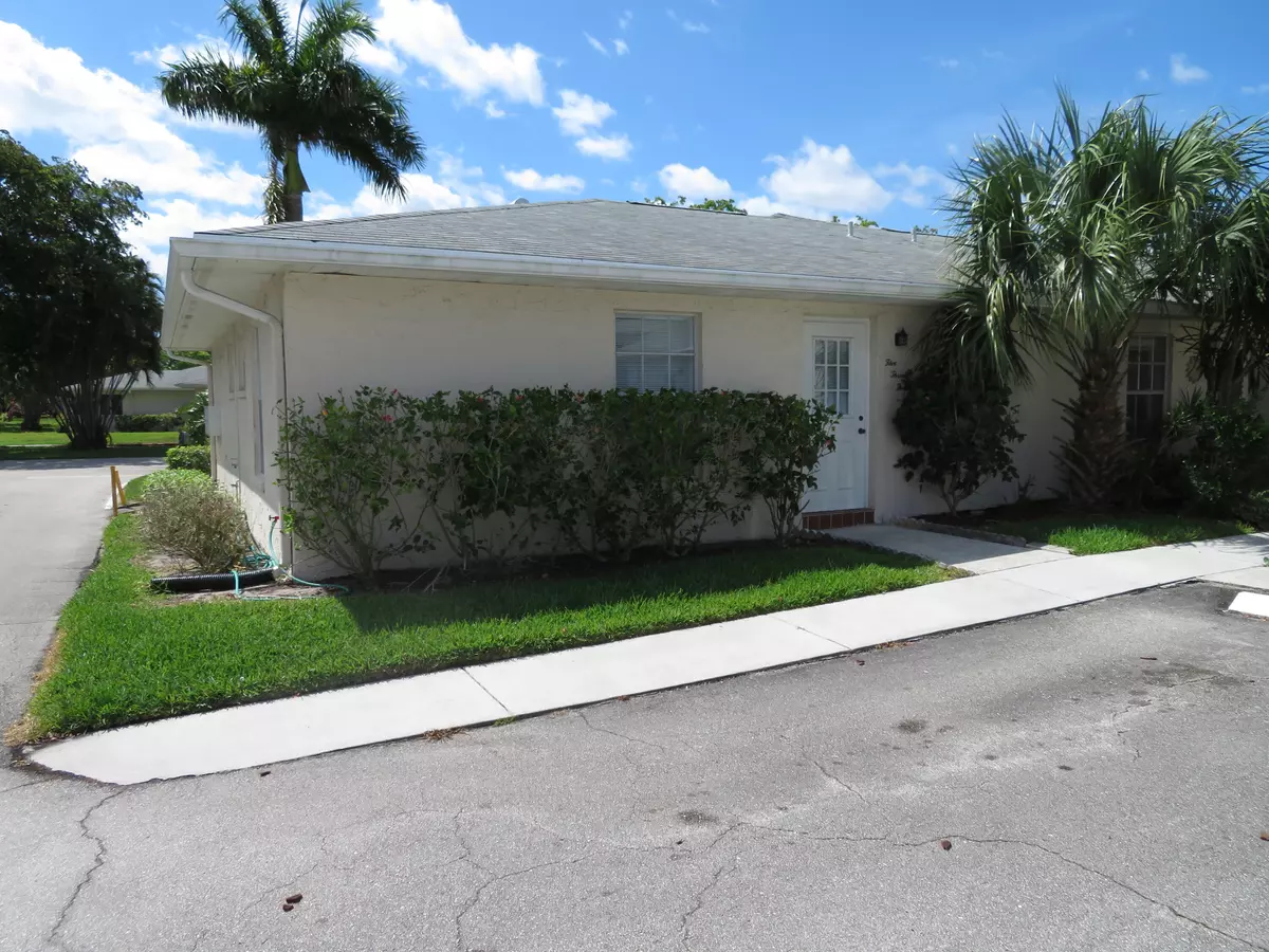 Lake Worth, FL 33467,533 Franconia CIR A