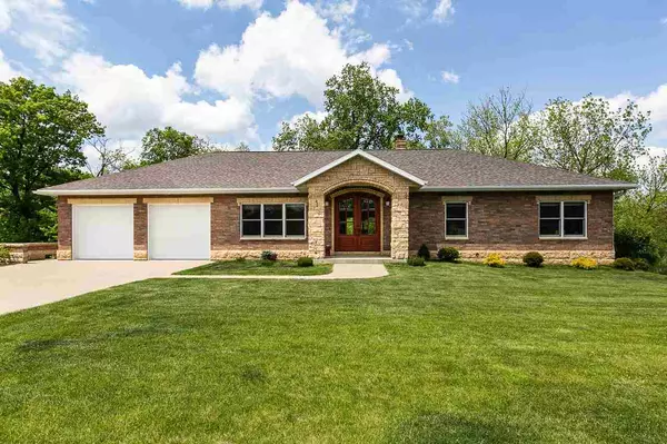 Hazel Green, WI 53811,4280 Bluff Point Ct