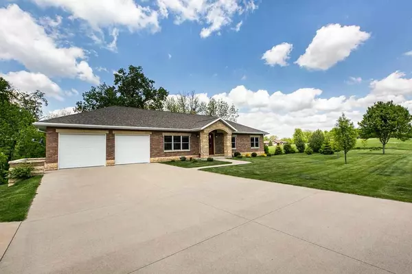 Hazel Green, WI 53811,4280 Bluff Point Ct