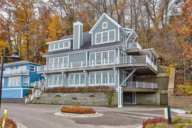 Park Twp, MI 49434,734 Bay Road