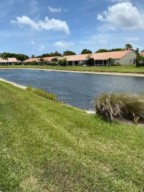 Delray Beach, FL 33484,6112 Floral Lakes DR