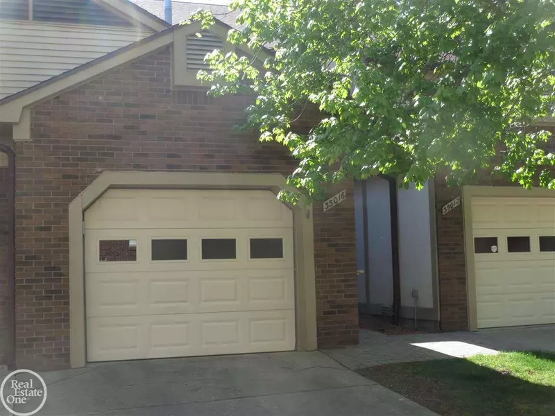 35016 HIDDEN COVE COURT, Harrison Twp, MI 48045