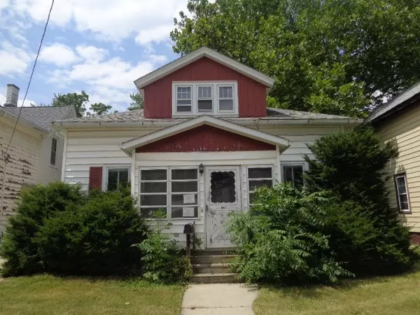 700 8th St, Watertown, WI 53094