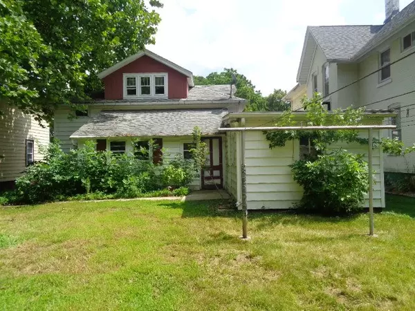 Watertown, WI 53094,700 8th St