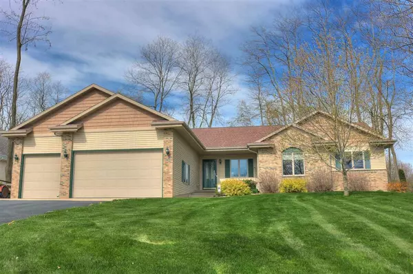 11621 N Woodsview Crossing, Edgerton, WI 53534