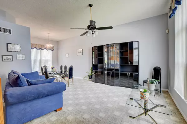 Boynton Beach, FL 33437,6336 Bengal CIR