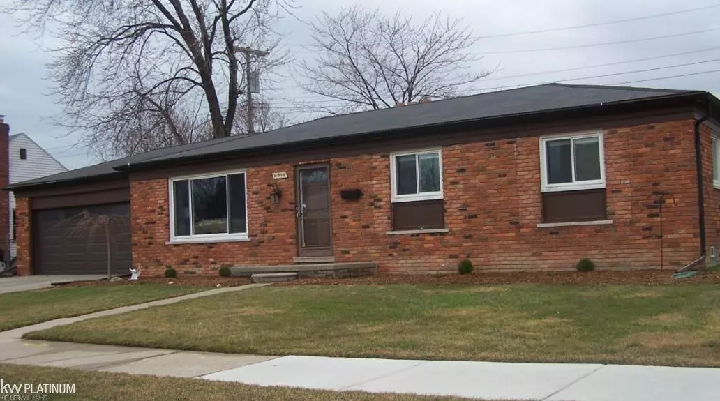 21508 Lanse, Saint Clair Shores, MI 48081