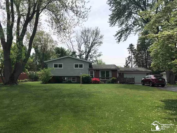 167 Earl Dr.,  Carleton,  MI 48117-0000