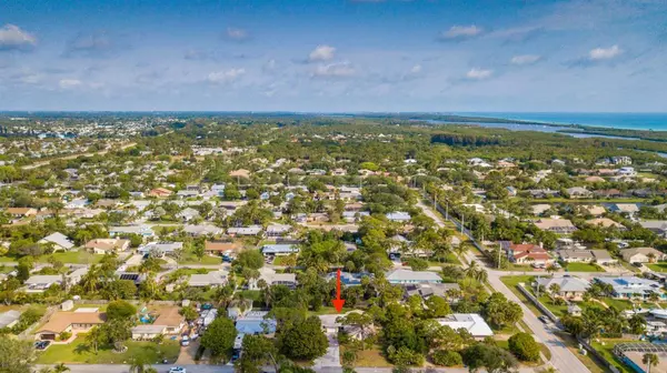 Hobe Sound, FL 33455,8207 SE Coconut ST