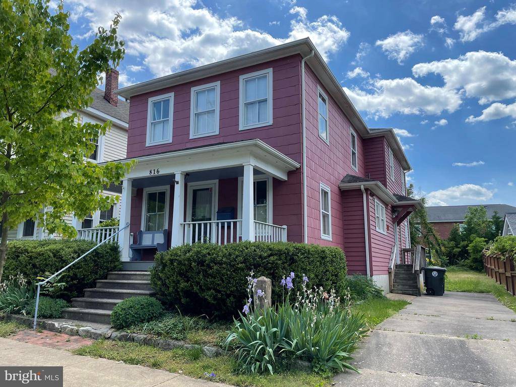 816 WEEDON ST, Fredericksburg, VA 22401