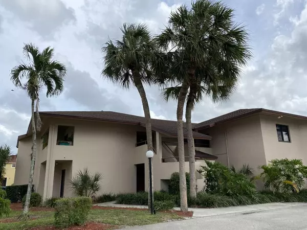 Wellington, FL 33414,12621 Westhampton CIR D-302