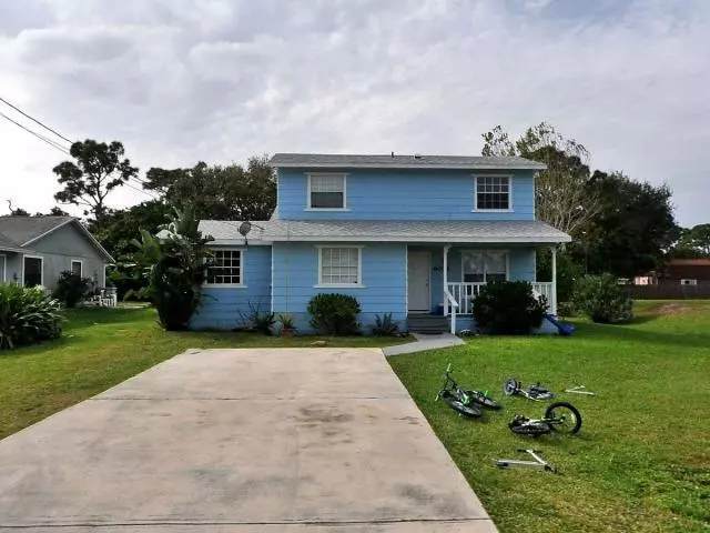 Fort Pierce, FL 34982,6005 Cassia DR