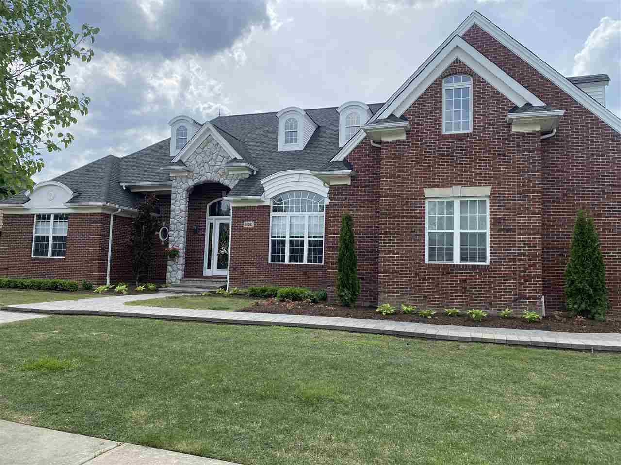 Clinton Township, MI 48035,36293 Vita Bella