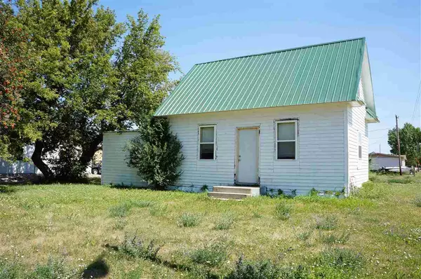 Columbus, ND 58727,204 1st Ave