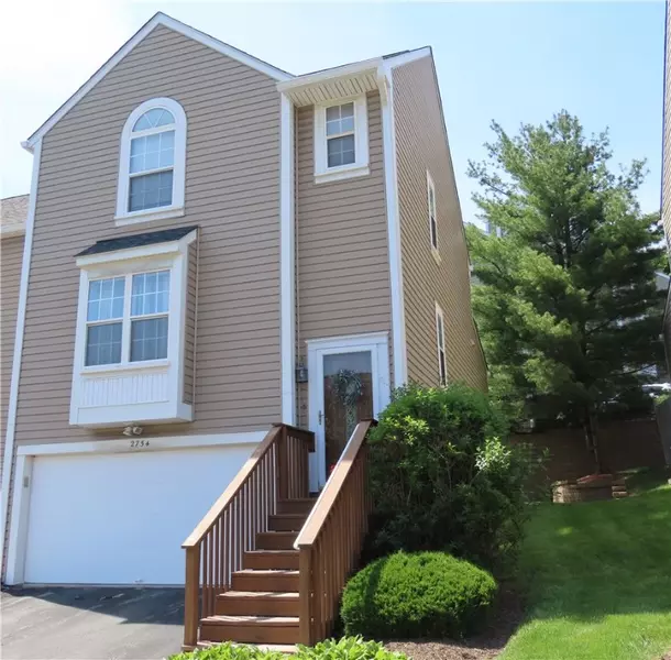 2754 Hunters Point Drive, Wexford, PA 15090