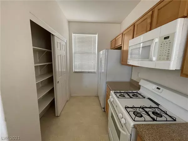 North Las Vegas, NV 89081,5289 Brazelton Street