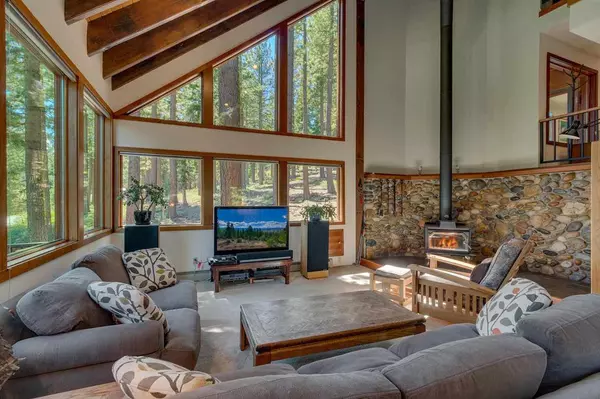 Tahoe City, CA 96145,4074 Gstaad Road