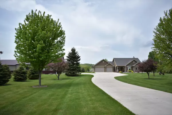 N4384 Kettleview Rd, Mitchell, WI 53073