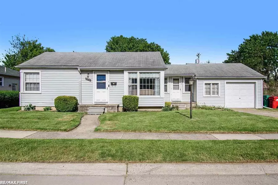 23742 Piper, Eastpointe, MI 48021