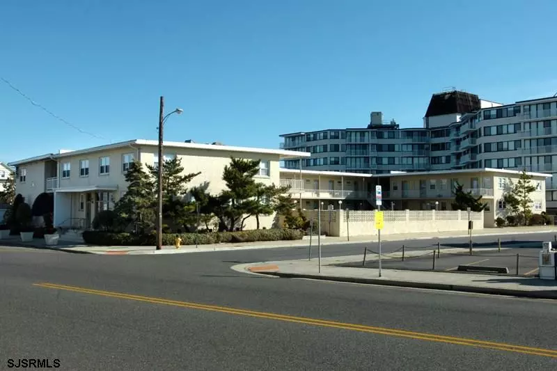 1600 Atlantic #16, Longport, NJ 08403