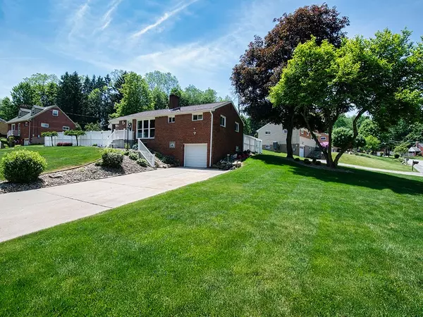 Allison Park, PA 15101,2915 Hemlock Dr