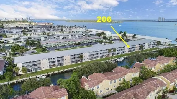 North Palm Beach, FL 33408,120 Lehane TER 206