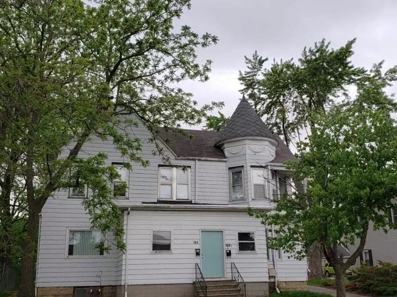 164 S Franklin St, Janesville, WI 53548