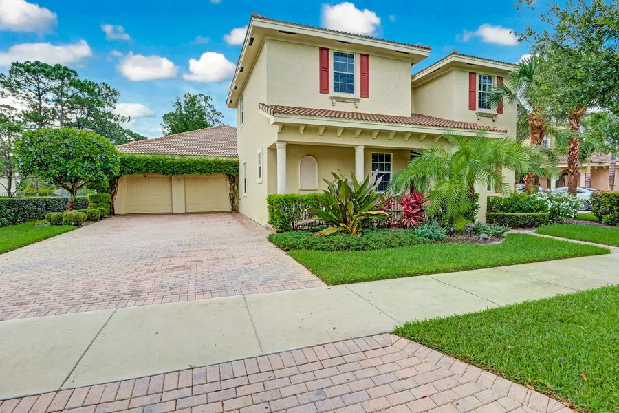 138 Via Catalunha, Jupiter, FL 33458