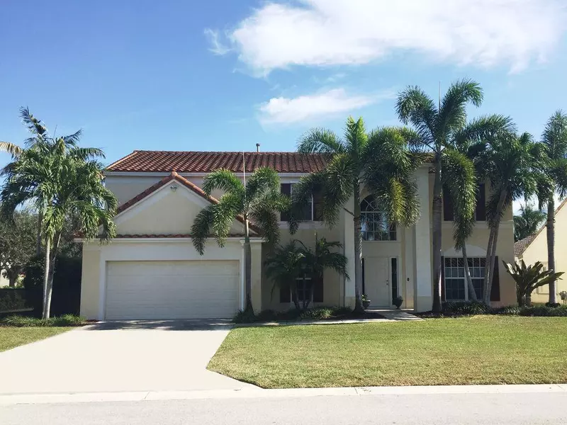 10233 Hunt Club LN, Palm Beach Gardens, FL 33418