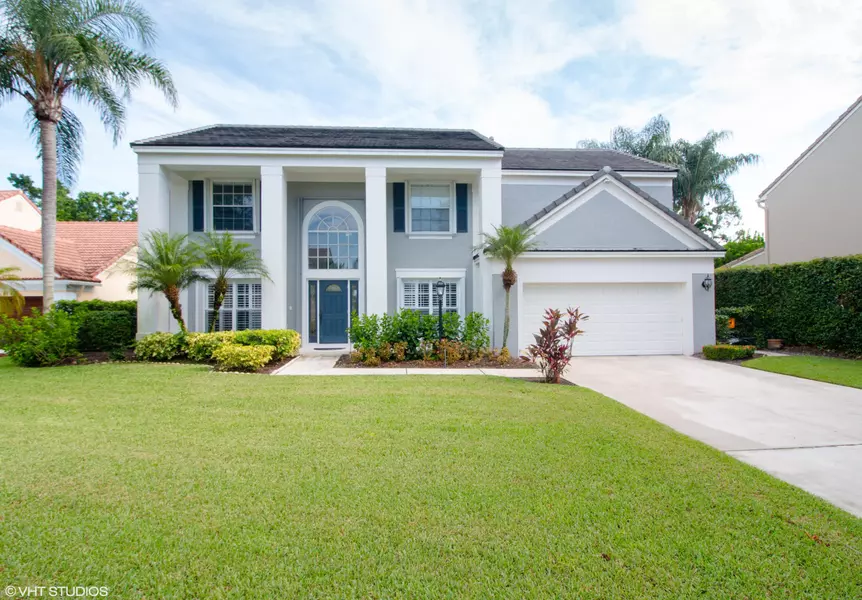 10255 Hunt Club LN, Palm Beach Gardens, FL 33418