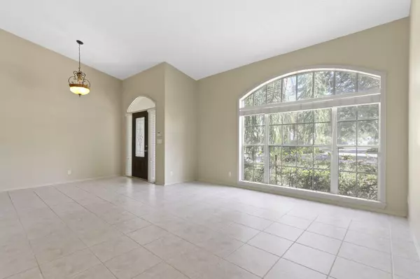 Palm Beach Gardens, FL 33418,10223 Hunt Club LN