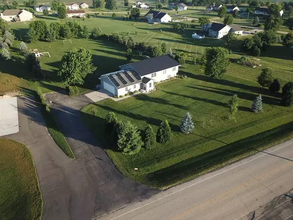 N9579 COUNTY ROAD D, Belleville, WI 53508