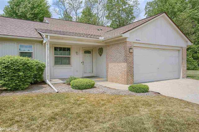 Chesterfield Twp, MI 48051,25303 AMBER CT