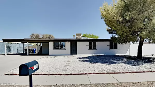 4771 S Prudence Road, Tucson, AZ 85730