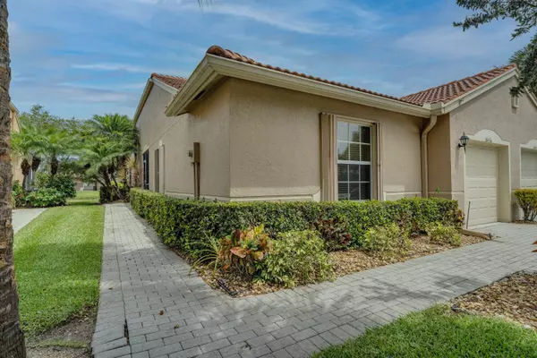 Boynton Beach, FL 33472,8436 Logia CIR